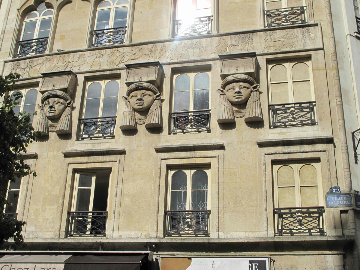 Place_du_Caire-Tangobaso-WIKIPEDIA-inusite