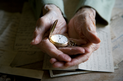 Mains horloge temps ISTOCKPHOTO famille