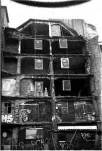 Tacheles 1998, photo Howard Percy, Wikipedia