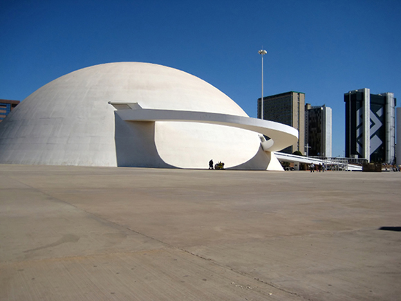 Musee-National-Brasilia_inusite