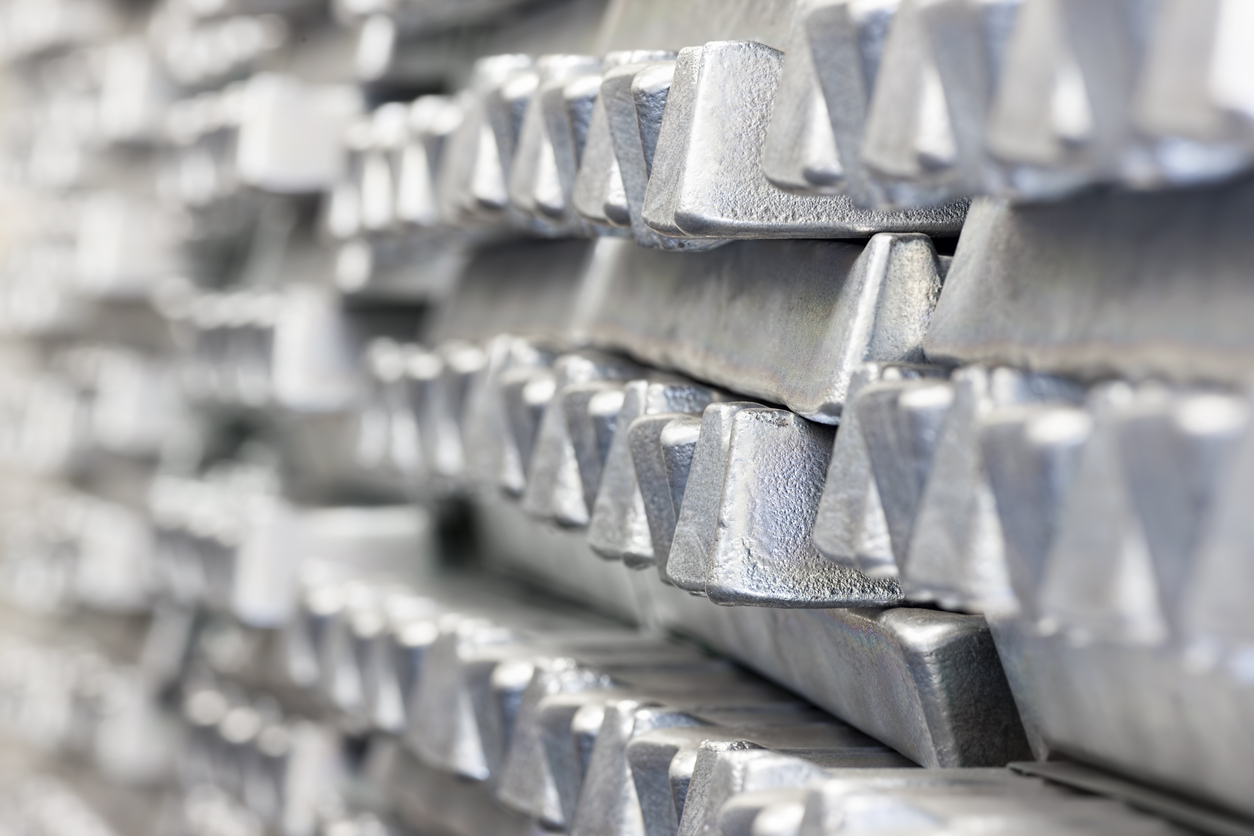 aluminium lingot ISTOCK environnement Blogue de Via Capitale